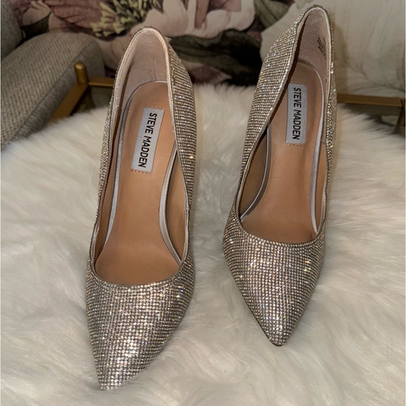 Steve Madden sparkly pointed toe heels - Picture 1 of 5